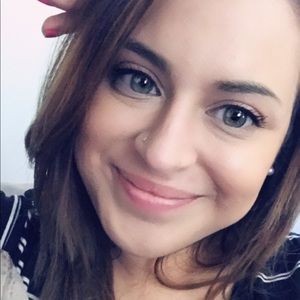 Meet your Posher, Daniella